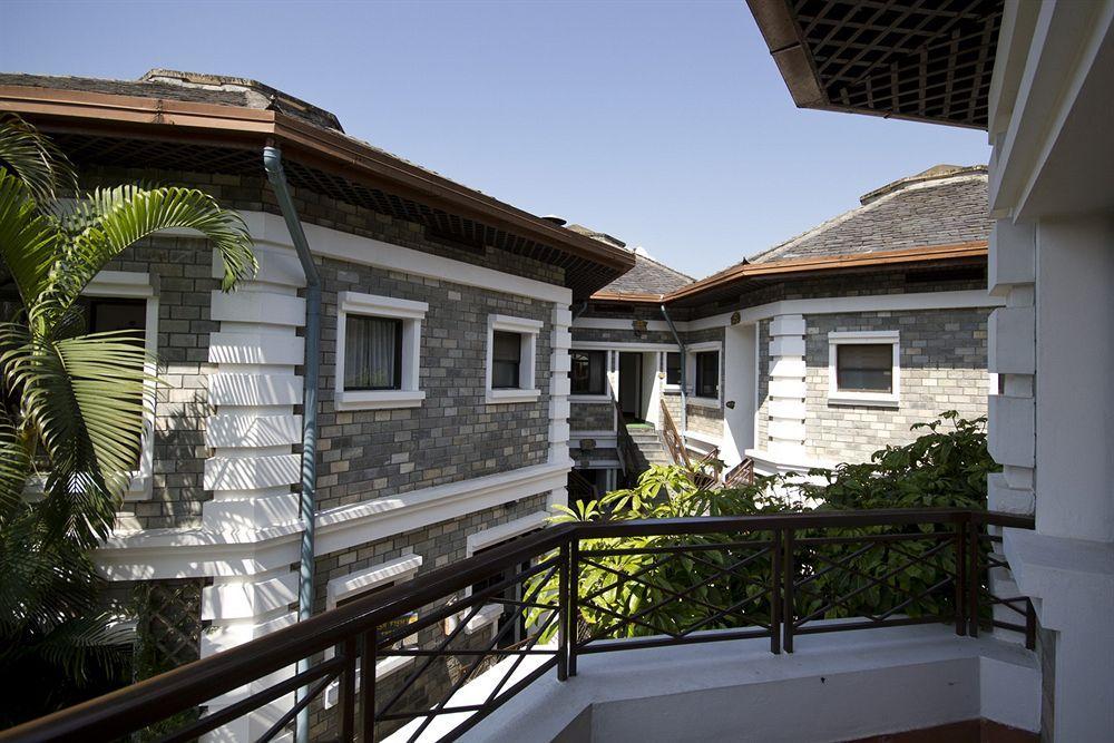 Trek-O-Tel Hotel Похара Екстериор снимка